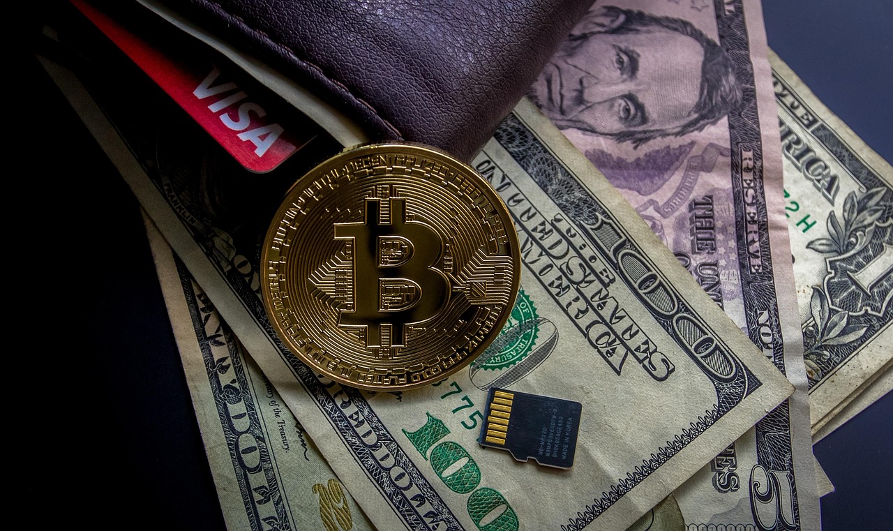 Free Cryptocurrency Financial Concept photo and picture