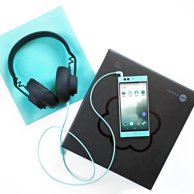 Nextbit headphones
