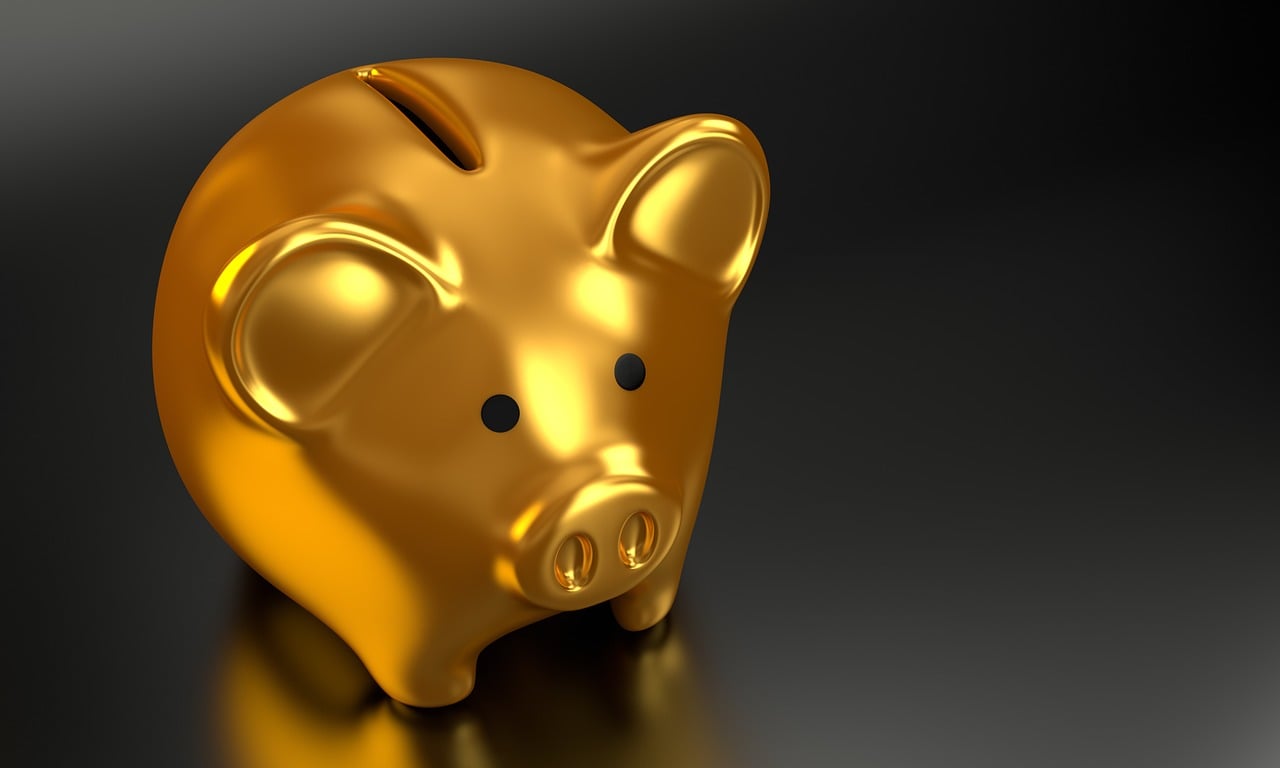 Free piggy bank gold money illustration
