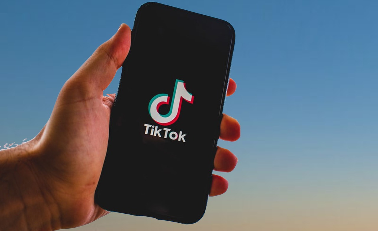 Free Tiktok Tik Tok photo and picture